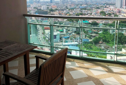 1-bedroom condo for rent on Riverside 