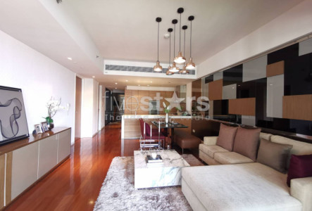 2 bedrooms spacious condo for rent on Rama 3 
