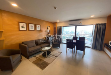 2-bedroom spacious condo for rent close to Lumpini MRT station.