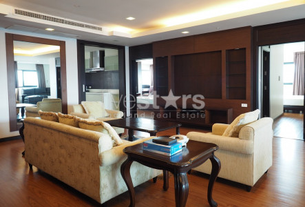 3-bedroom condo for rent on Sathorn
