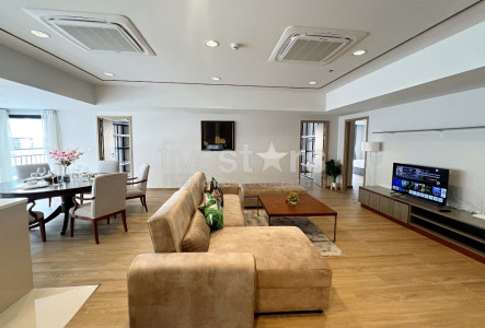 3-bedroom super luxury modern, low-rise & pet friendly on Sathorn 