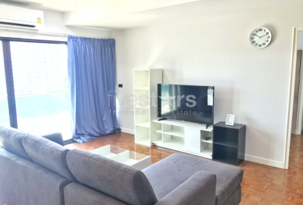 In Bangkok, Fully furnished modern apartment in Sathorn