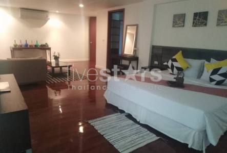 4 bedroom apartment for rent close Surasak BTS station