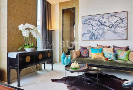 Beautiful 2 bedrooms condo for rent in Silom area