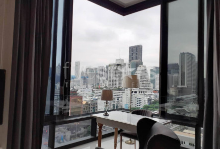 2 bedrooms condo for rent in Silom area