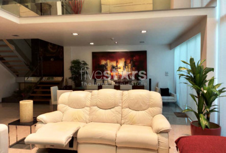 Ficus lane 2 bedrooms duplex condo for rent in Sukhumvit near BTS Phrakhanong