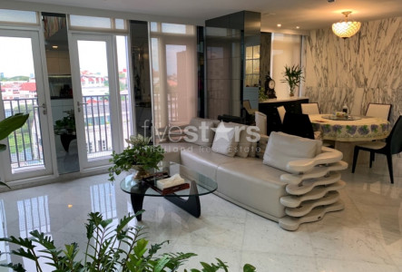 3 bedroom duplex condo for sale on Yen Akat Sathorn