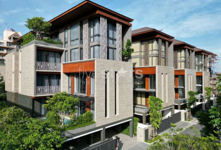 Luxury Modern House for sale on Sathorn-Yenakart