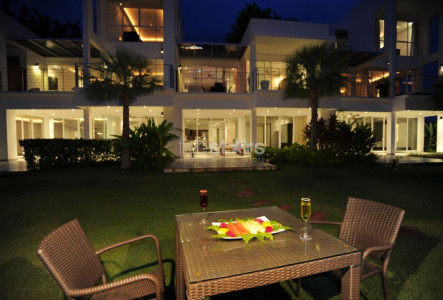 Property AHHQ23573