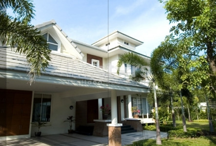 luxury house with private pool in compound close BTS Thonglor