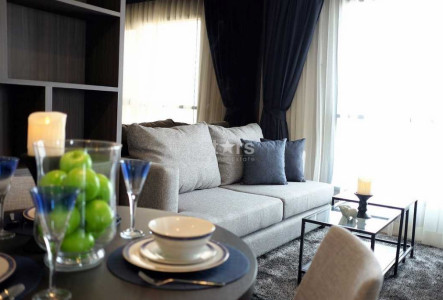 condo for rent 10-minute walk from the BTS Phra Khanong 